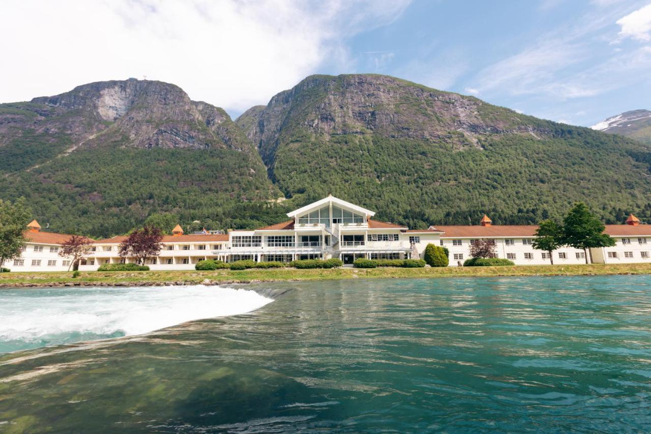 Hotel Loenfjord ローエン エクステリア 写真