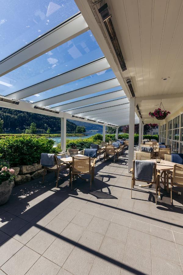 Hotel Loenfjord ローエン エクステリア 写真