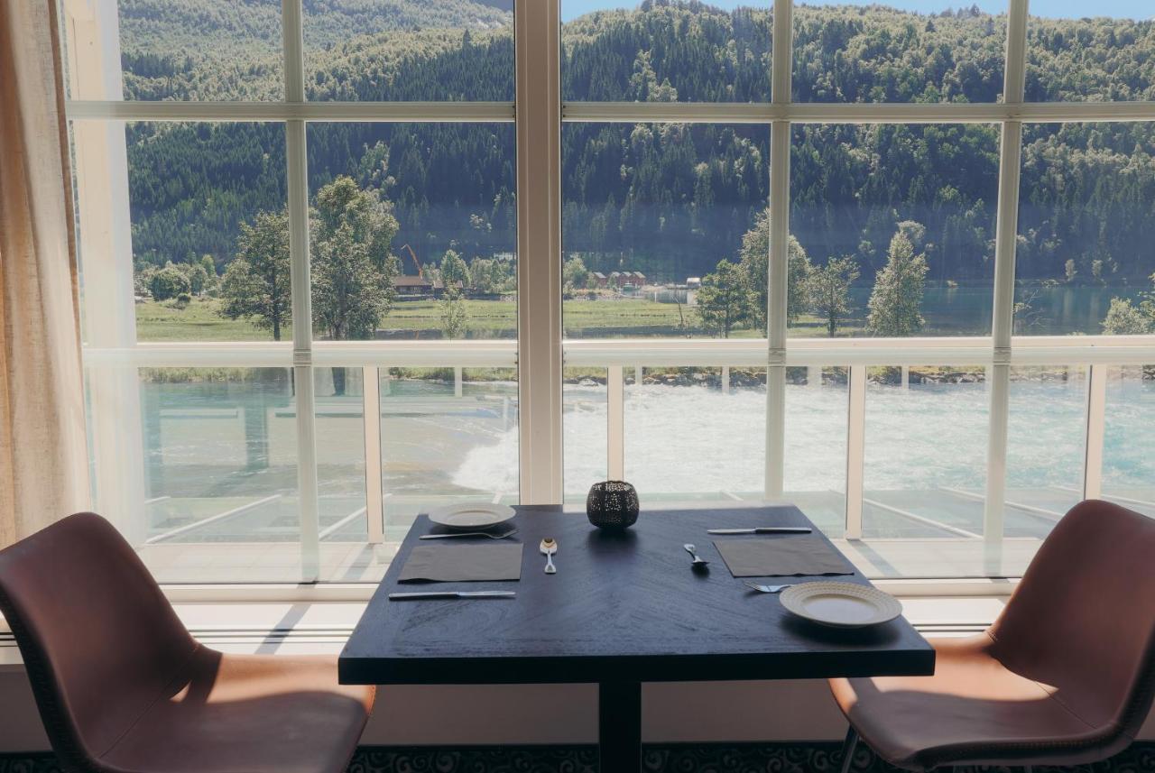 Hotel Loenfjord ローエン エクステリア 写真